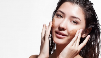 Exfoliantes Faciales: Qué son y cómo usarlos 